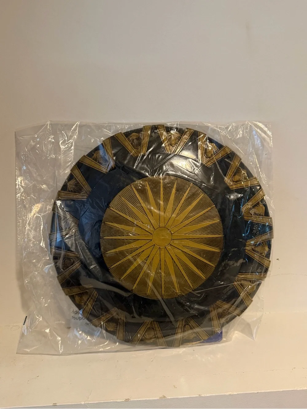 Decorative Round Accent Plate in Black and Gold